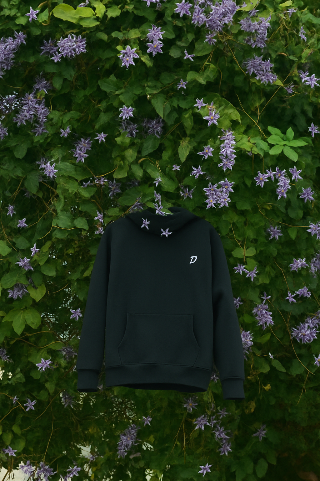 Dark Night delivers mystery and elegance. It matches any style and any moment. 100% cotton.